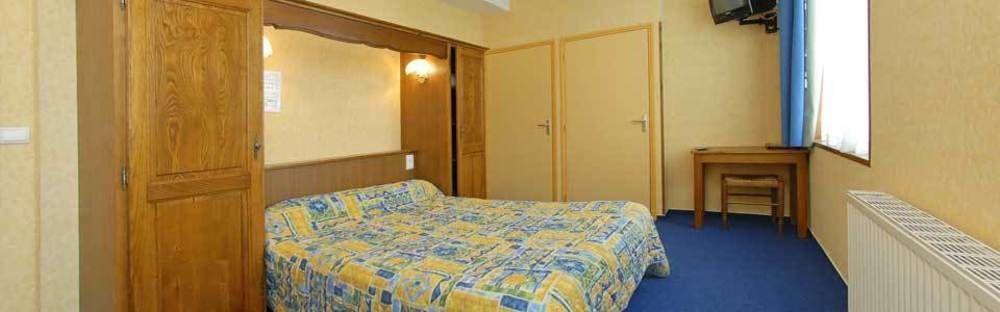 Le Relais De L'Aubrac Hotel Насбиналс Екстериор снимка